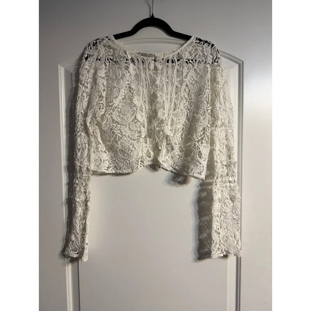 Zara Trafaluc Lace Crop Top Size M White Boho Crochet Long Sleeve Victorian